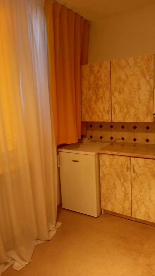 Ferienwohnung Kawalerka Czestochowa 17 Exterior foto